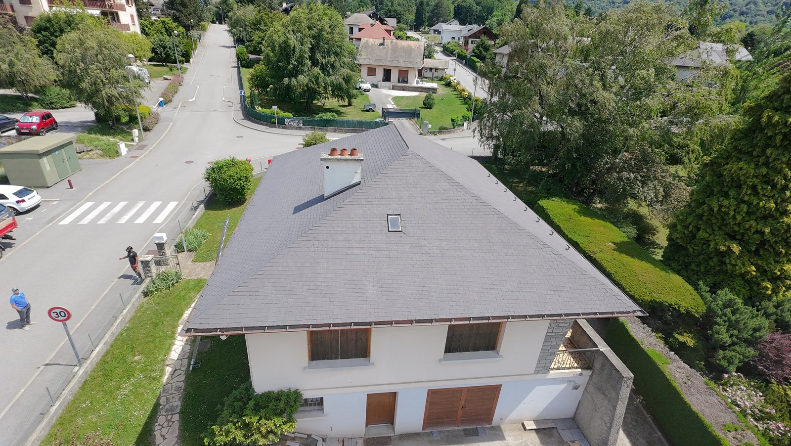 Vue drone après travaux — gouttières et bandeaux